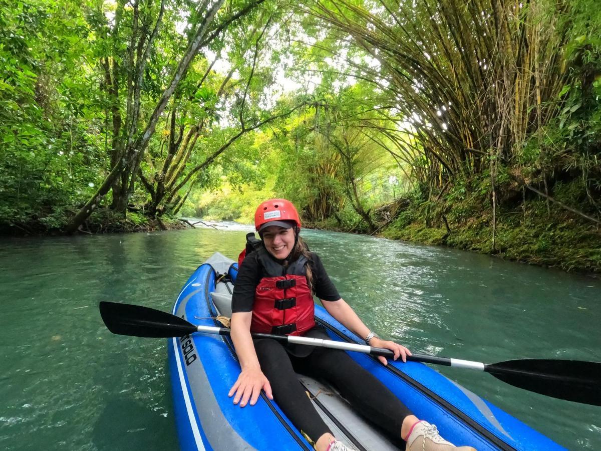 Hotel Rio Celeste To Know Luaran gambar